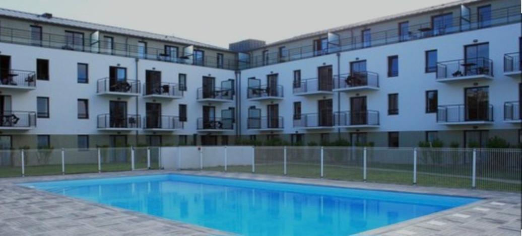 Les Thermes 521 - Appt Proche Plage Avec Piscine Partagee コンカルノー エクステリア 写真
